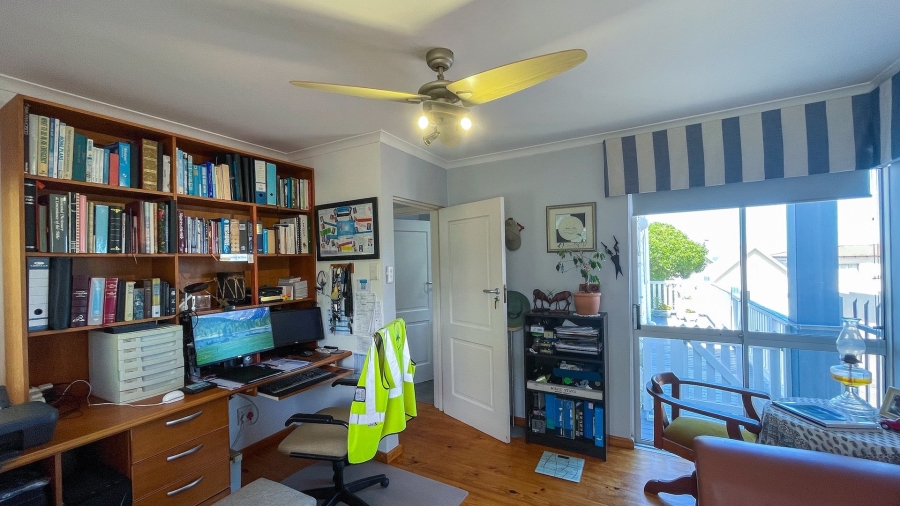 5 Bedroom Property for Sale in Hersham Western Cape